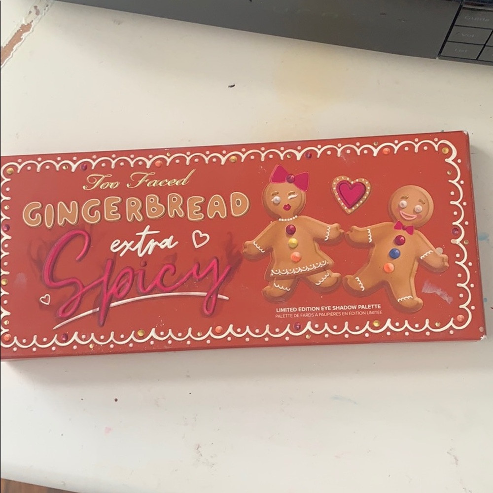 limited edition two faced eye shadow pallet